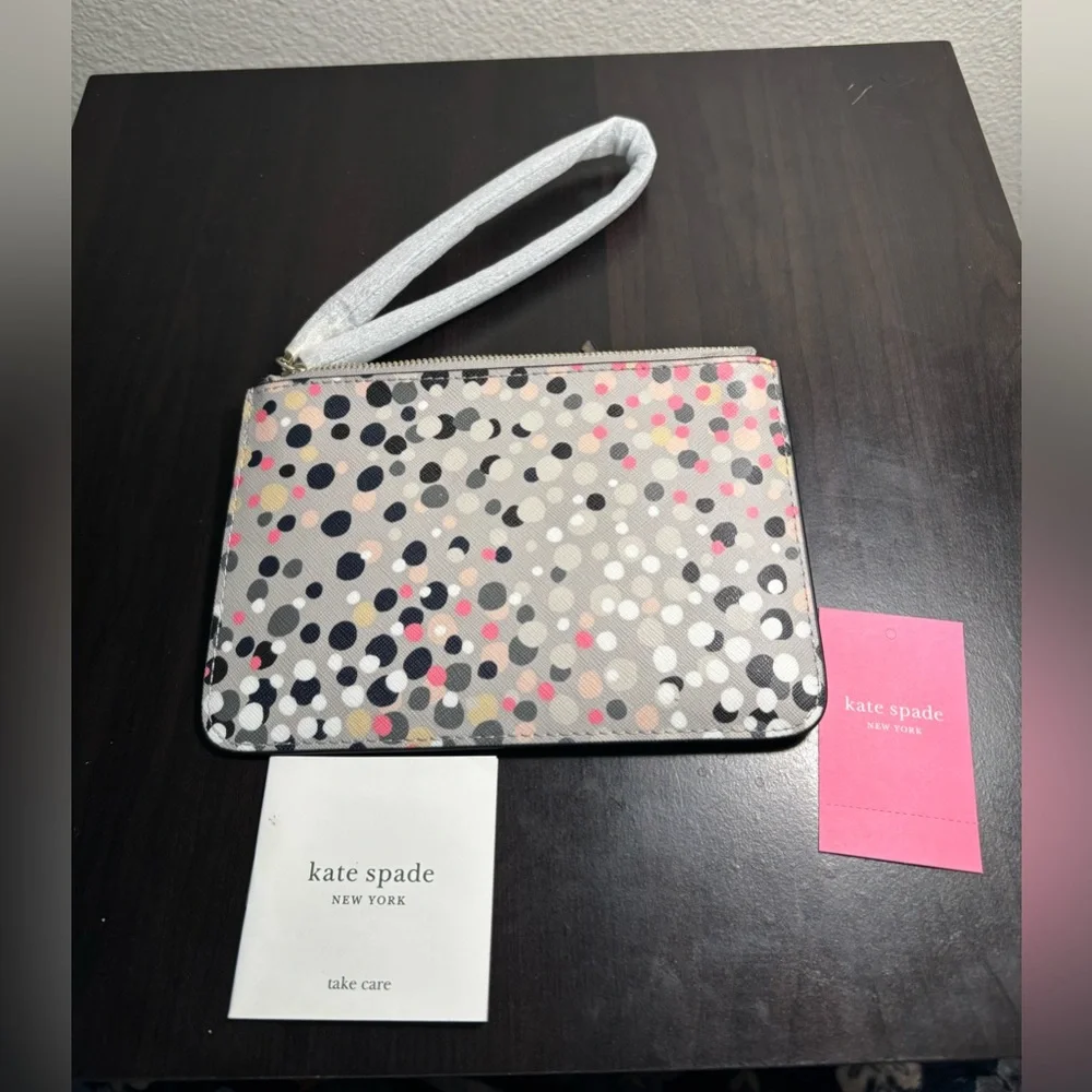 Kate Spade Gray and Pink Wristlet Shore Street Soiree Dot Tinie
